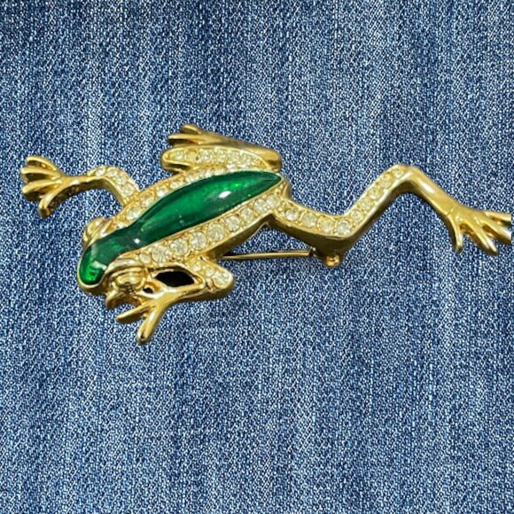 Vintage Enamel and Rhinestone Climbing Frog Brooch Figural Pin - Picture 7 of 10